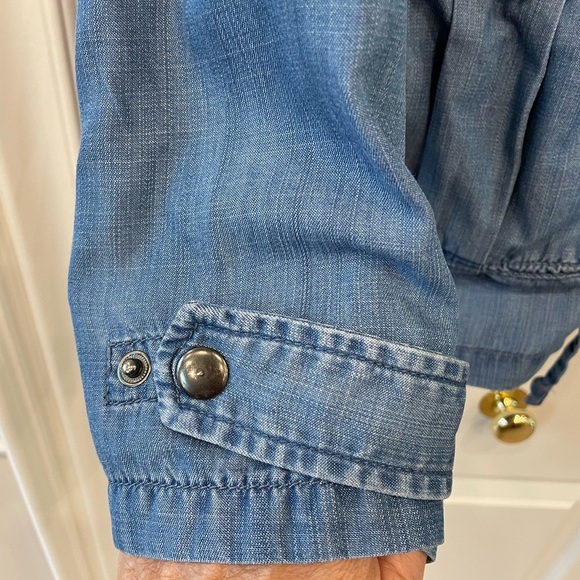 Denim Jean Utility Jacket - size M - Picture 9 of 14